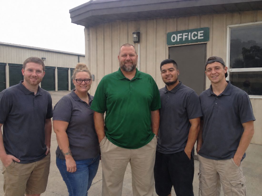 Pest control professionals in Euless, TX